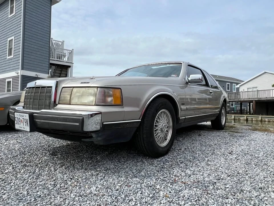 1988 Lincoln Continental Mark VII - Image 5 of 16