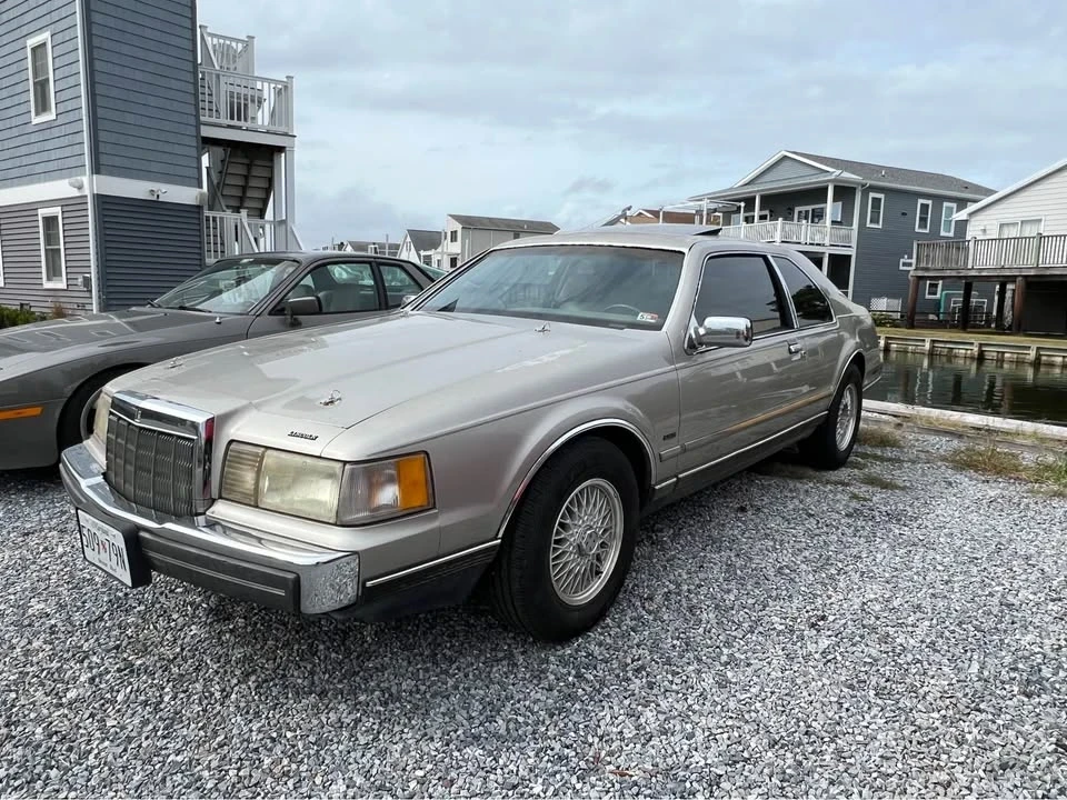 1988 Lincoln Continental Mark VII - Image 3 of 16