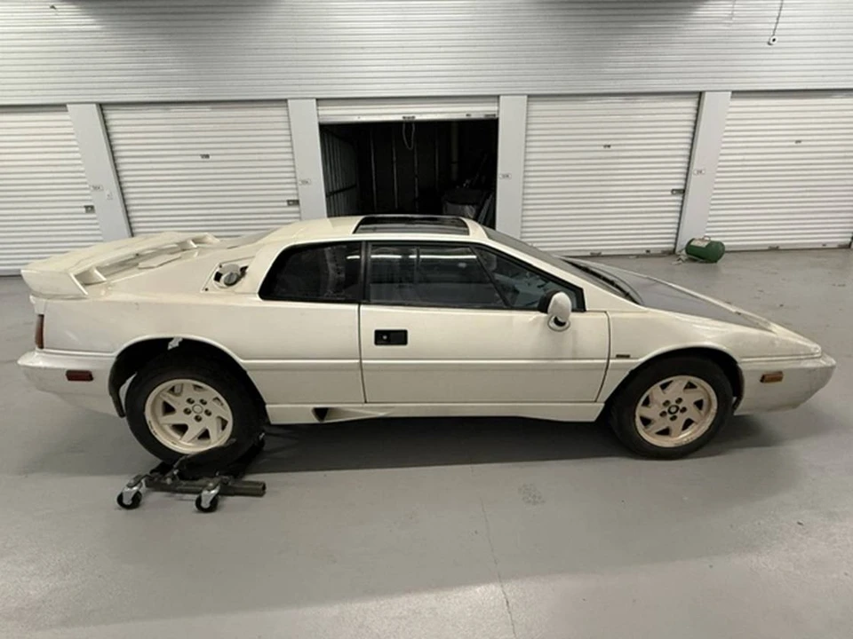 1988 Lotus Esprit X180 - Image 5 of 22