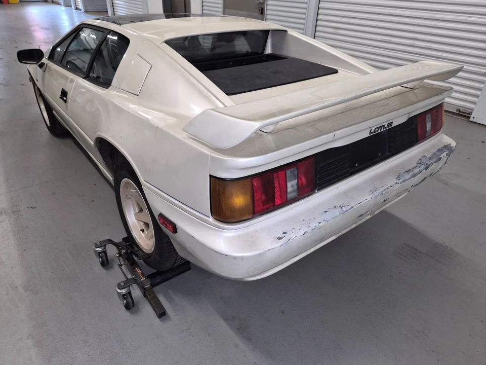 1988 Lotus Esprit X180 - Image 2 of 22