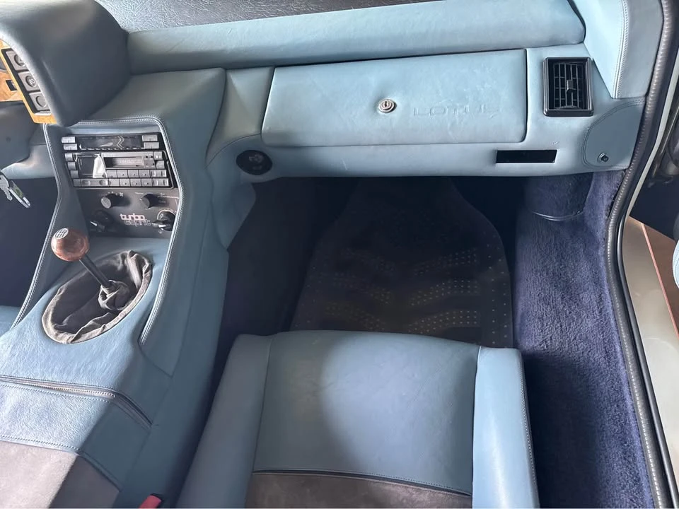 1988 Lotus Esprit X180 - Image 7 of 10