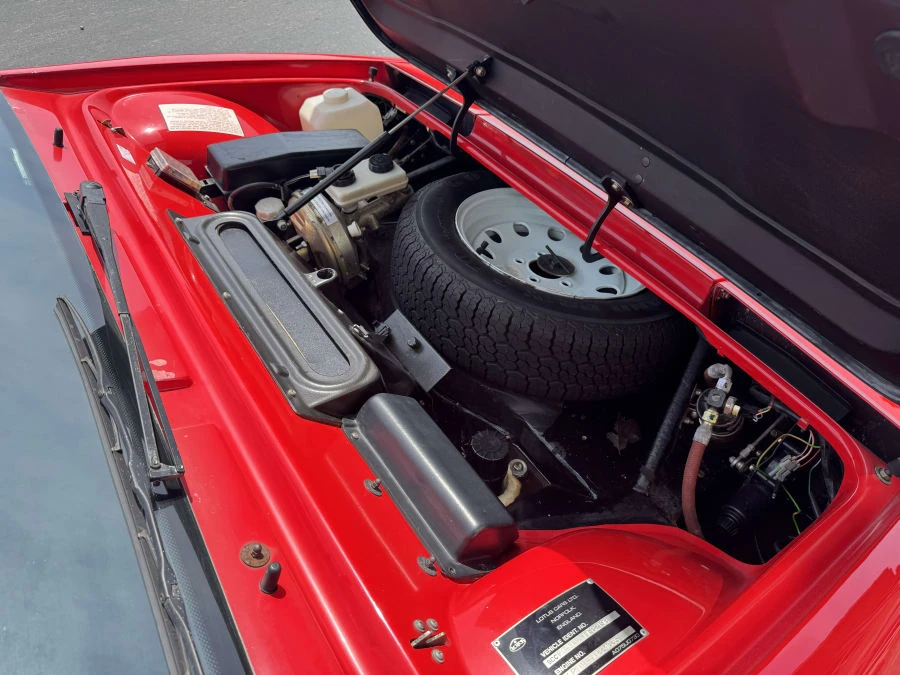1988 Lotus Esprit Series 3 & Turbo - Image 10 of 10