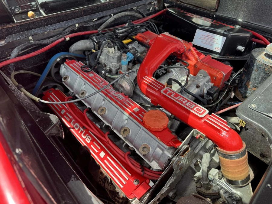 1988 Lotus Esprit Series 3 & Turbo - Image 7 of 10