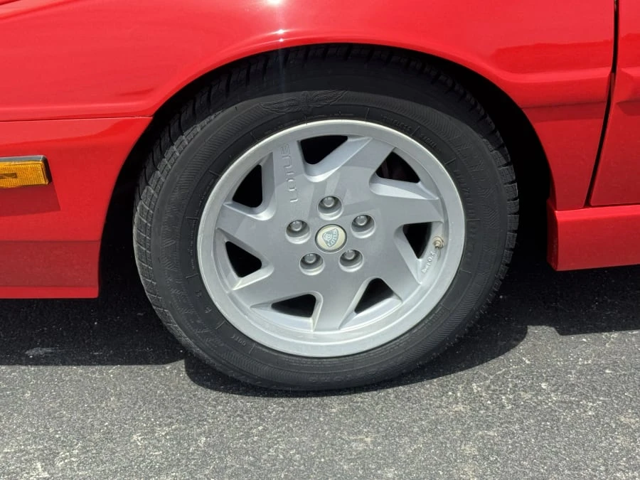 1988 Lotus Esprit Series 3 & Turbo - Image 3 of 10