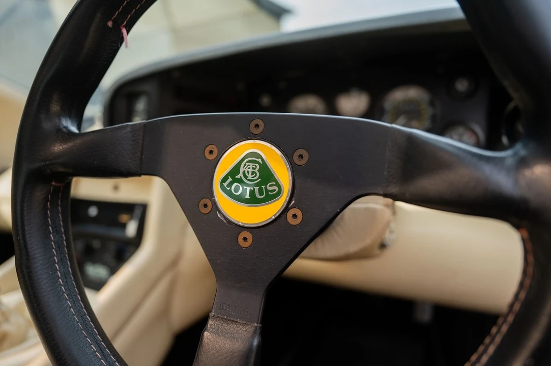 1988 Lotus Esprit X180 - Image 24 of 30