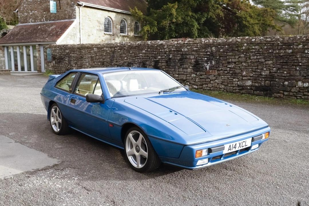 1988 Lotus - Image 12 of 30