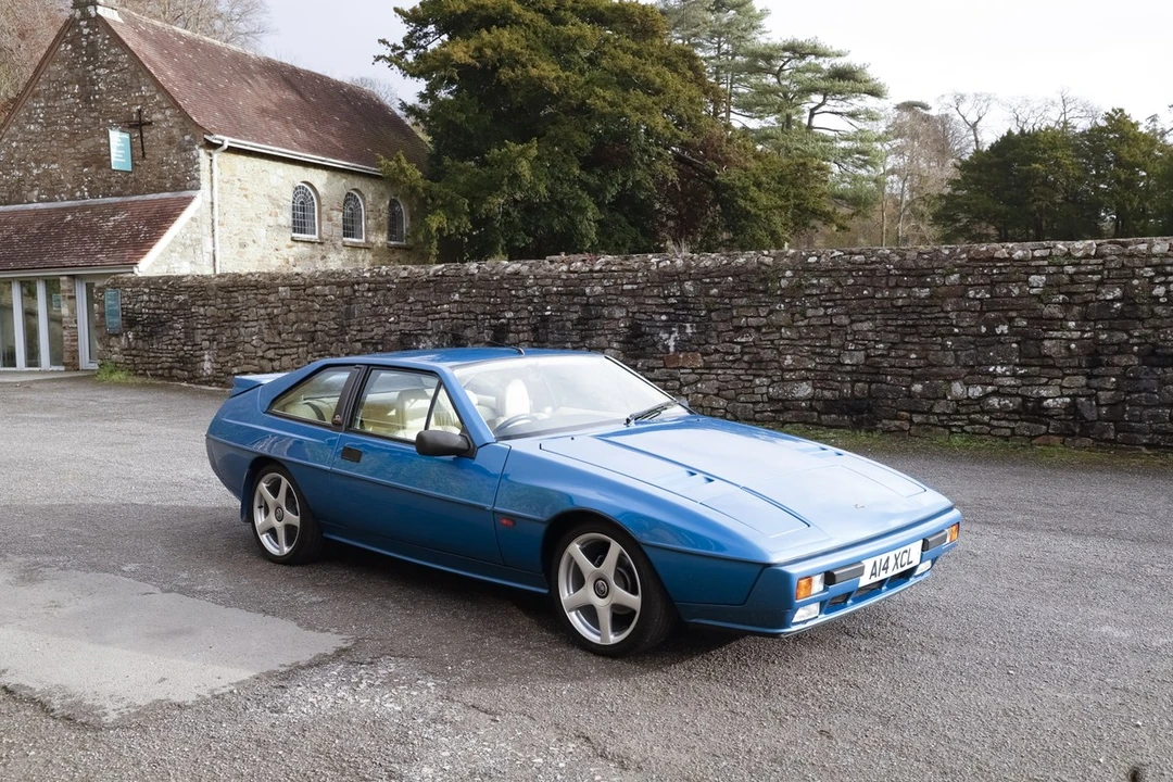 1988 Lotus - Image 16 of 30
