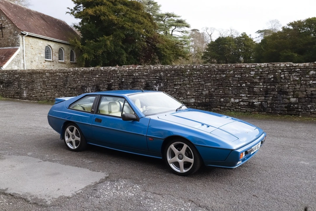 1988 Lotus - Image 18 of 30