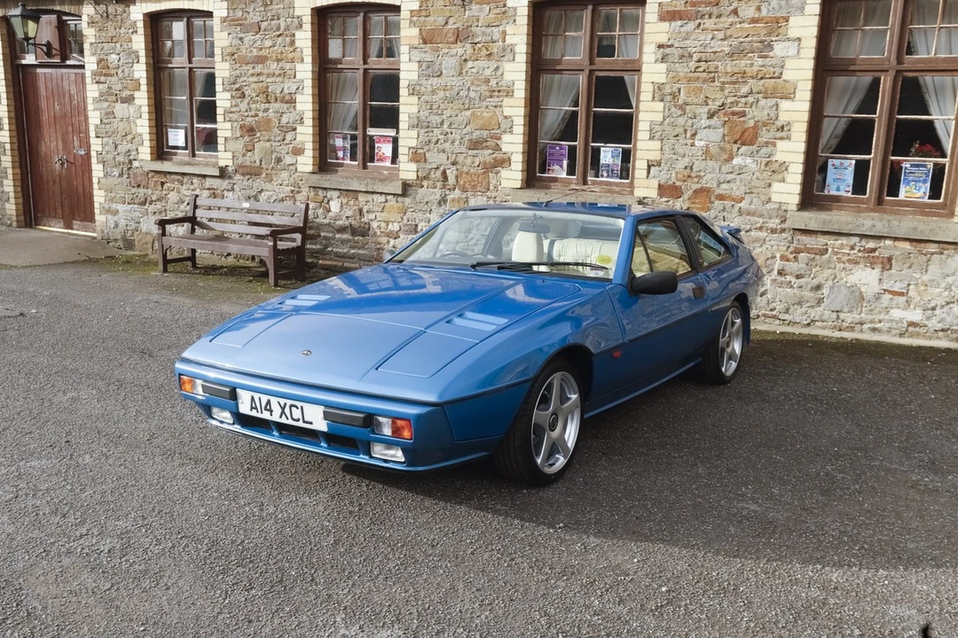 1988 Lotus - Image 13 of 30