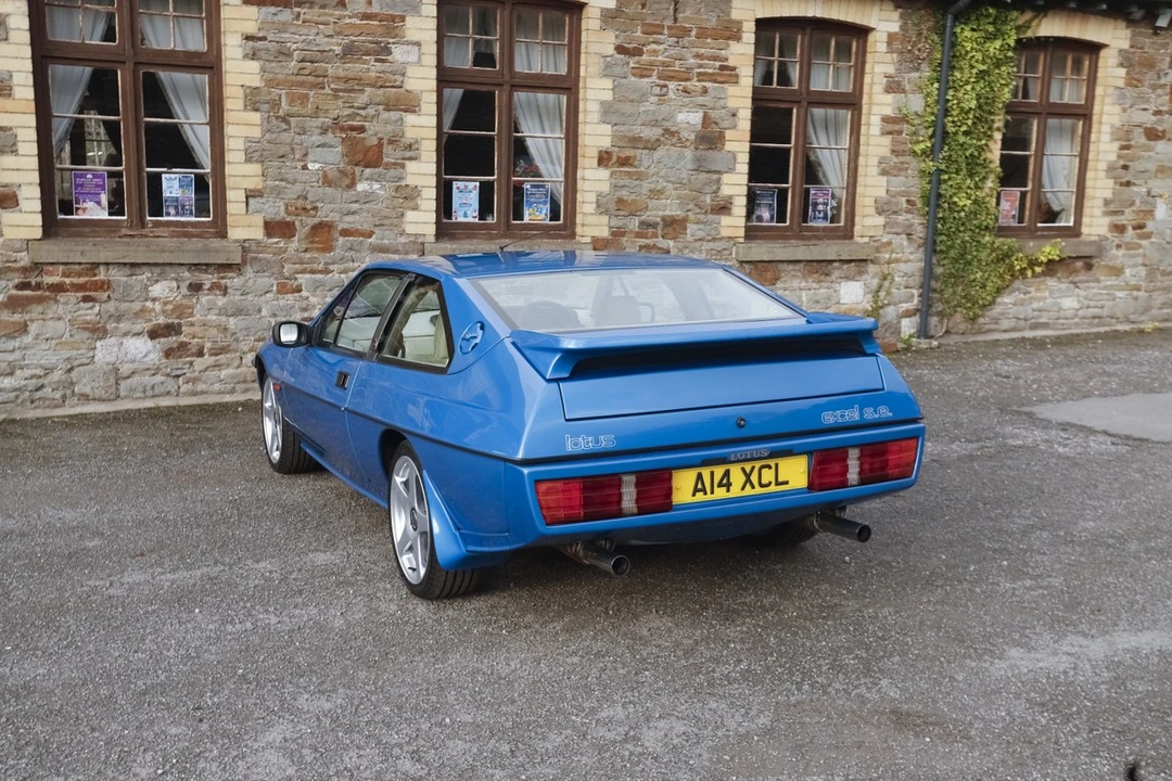 1988 Lotus - Image 14 of 30