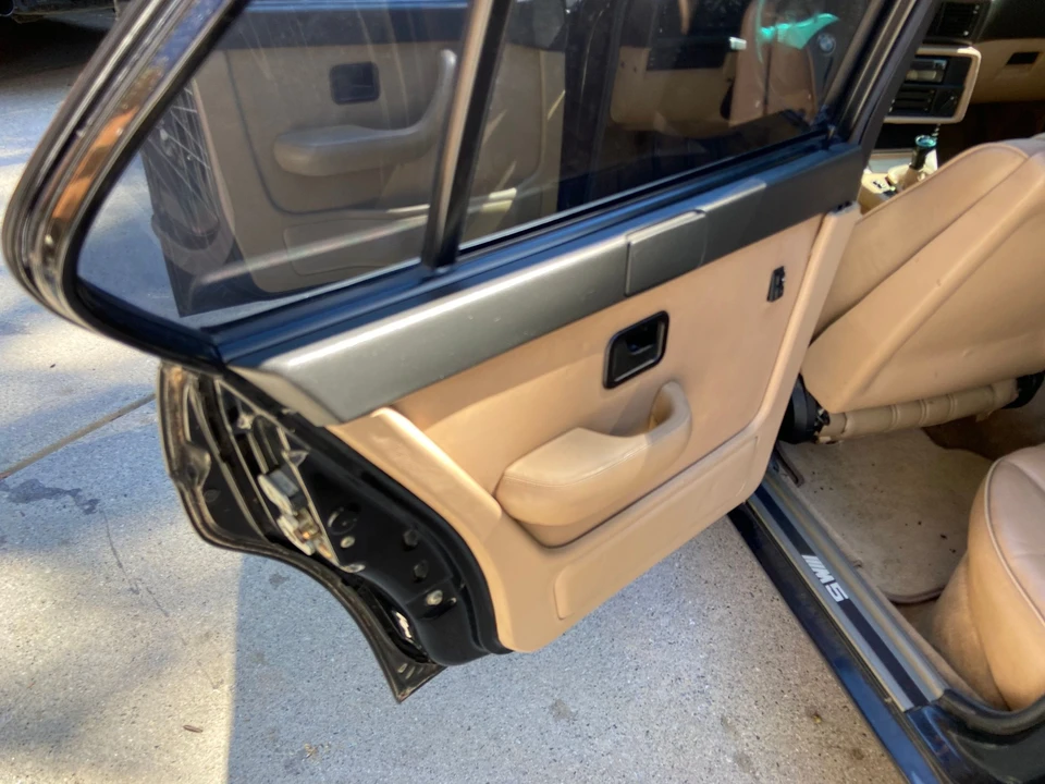 1988 BMW E28 M5 - Image 9 of 11