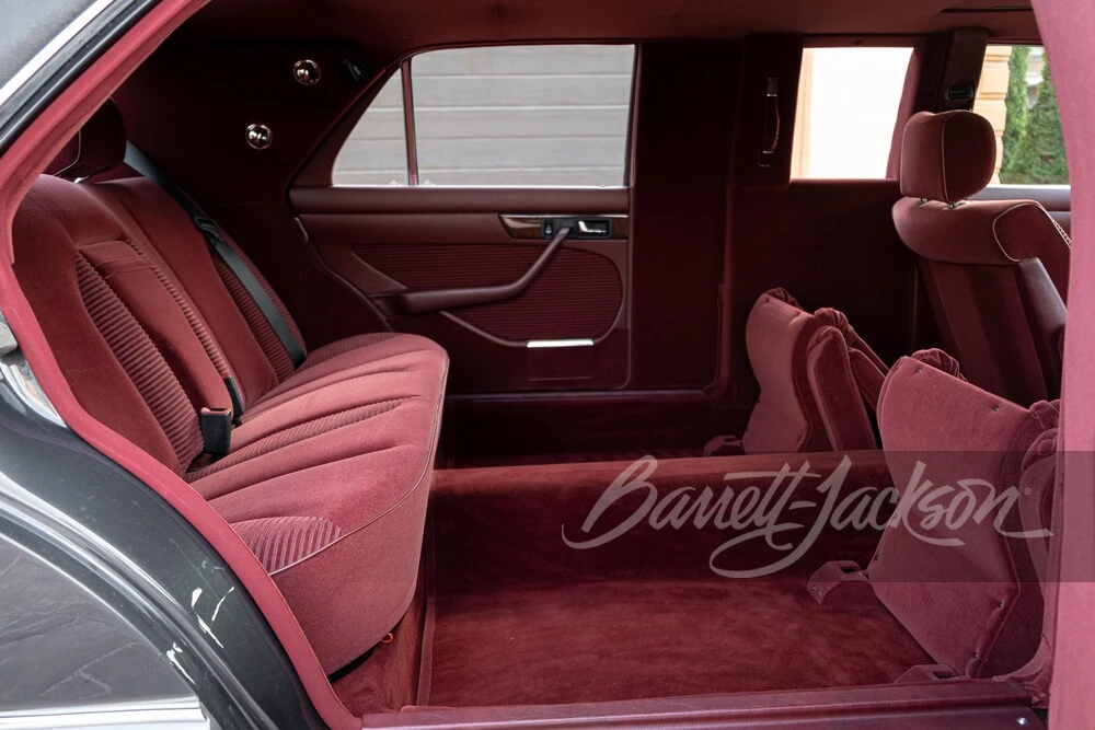 1988 Mercedes-Benz W126 S-Class Sedan - Image 10 of 31