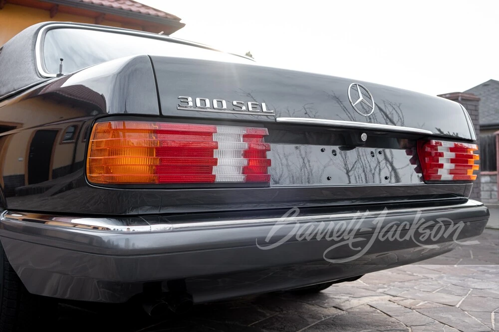 1988 Mercedes-Benz W126 S-Class Sedan - Image 23 of 31