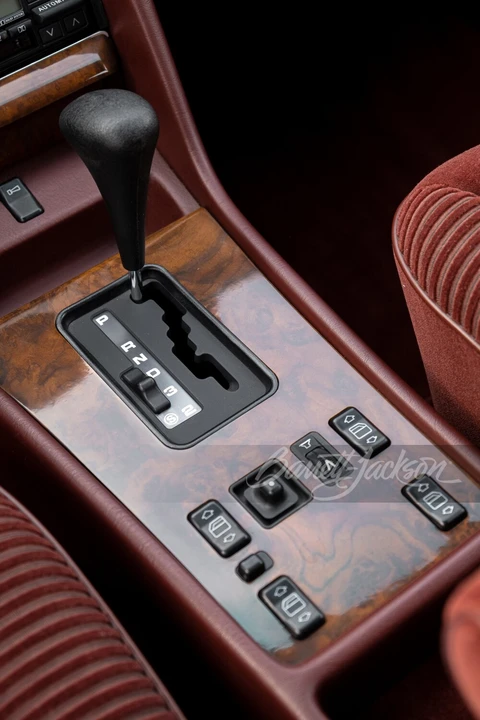 1988 Mercedes-Benz W126 S-Class Sedan - Image 17 of 31