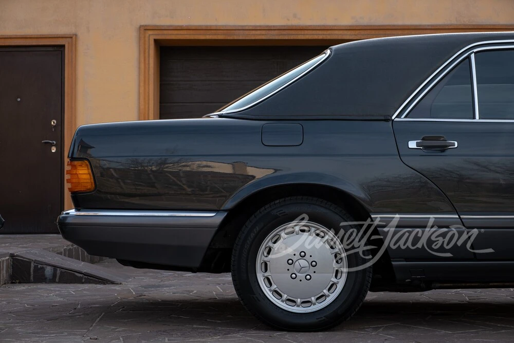 1988 Mercedes-Benz W126 S-Class Sedan - Image 27 of 31