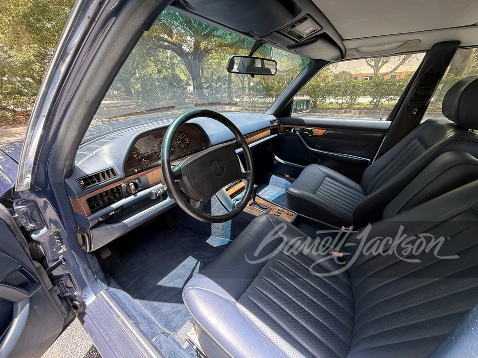 1988 Mercedes-Benz W126 S-Class Sedan - Image 4 of 31