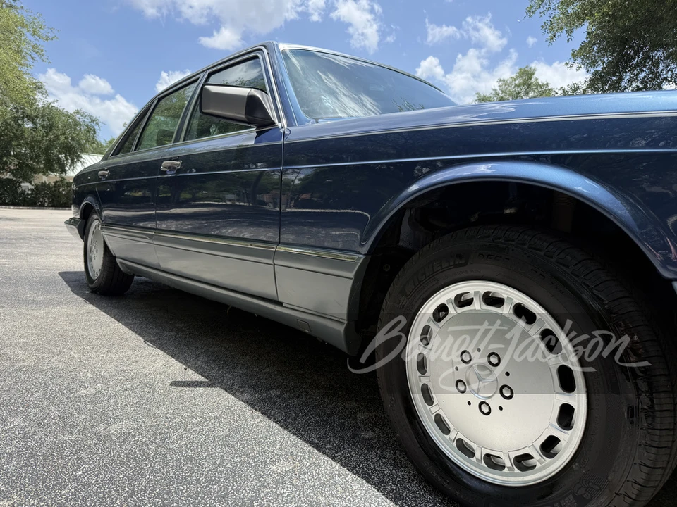 1988 Mercedes-Benz W126 S-Class Sedan - Image 28 of 31