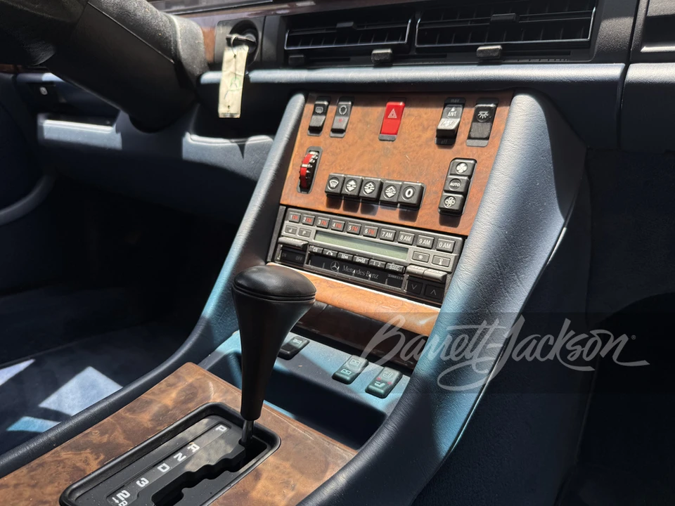 1988 Mercedes-Benz W126 S-Class Sedan - Image 24 of 31