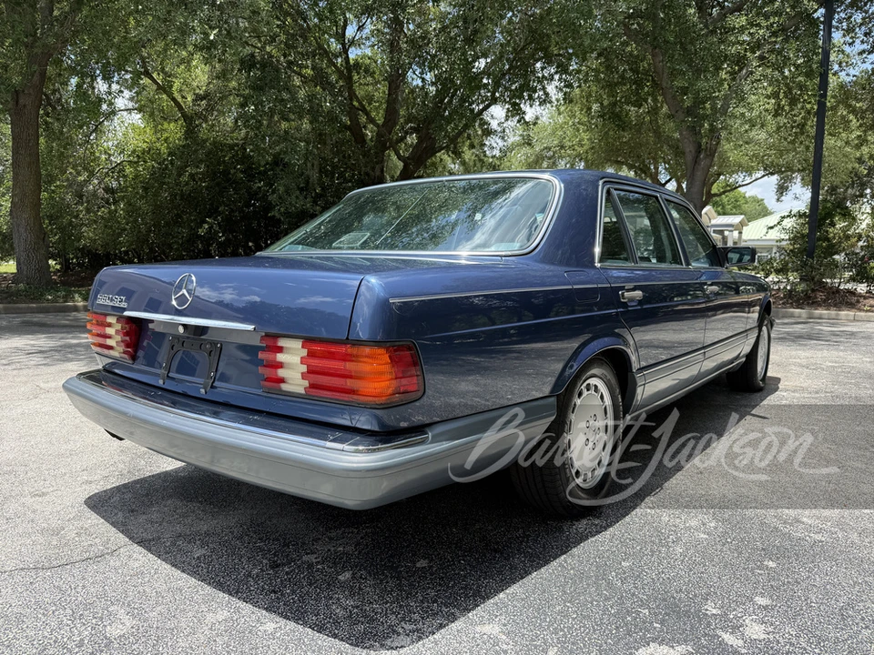1988 Mercedes-Benz W126 S-Class Sedan - Image 3 of 31