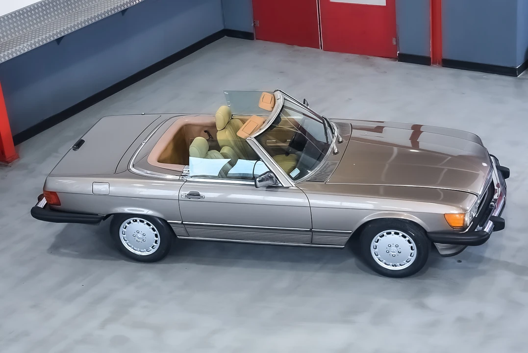 1988 Mercedes-Benz R107 SL-Class - Image 14 of 31