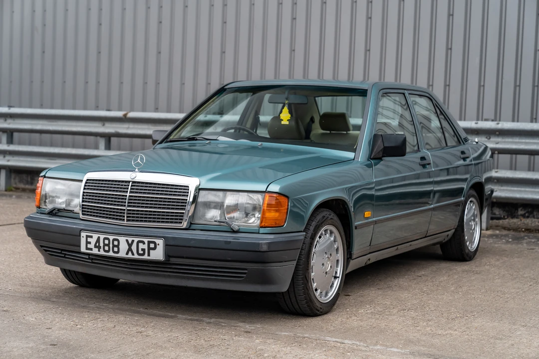 1988 Mercedes-Benz 190E - Image 17 of 31