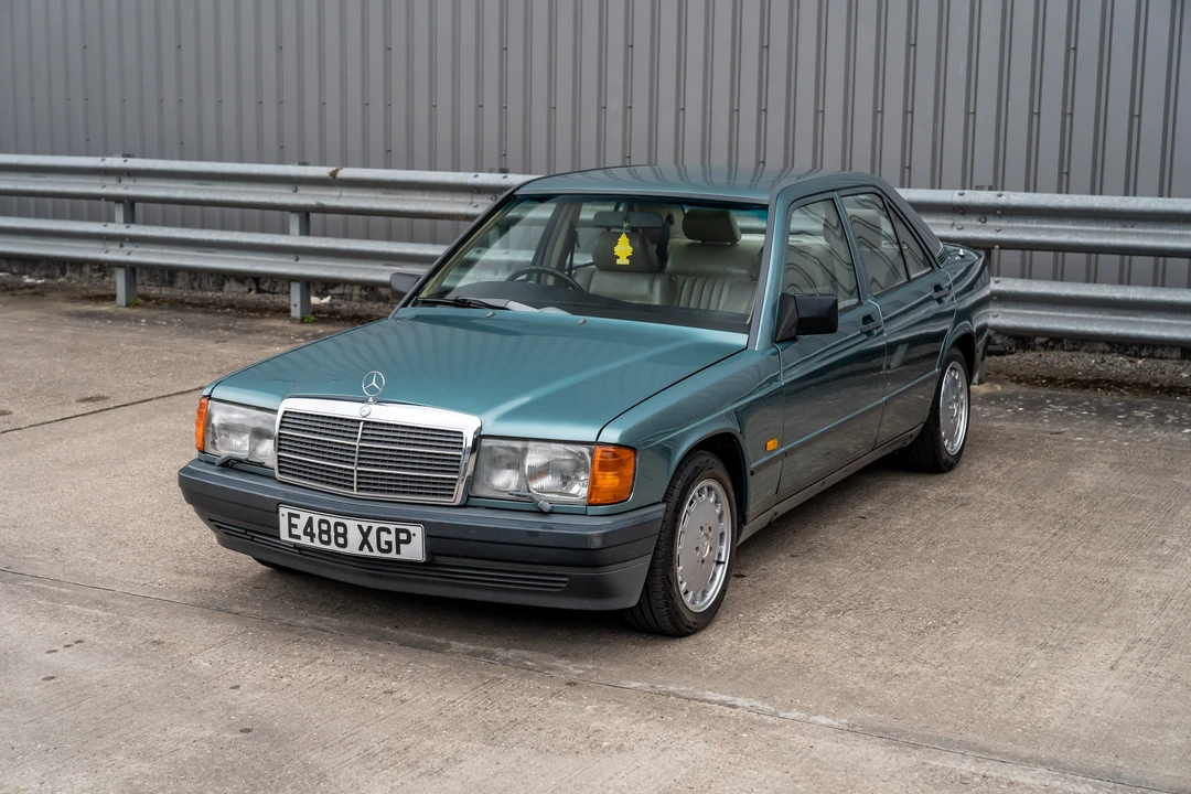 1988 Mercedes-Benz 190E - Image 12 of 31