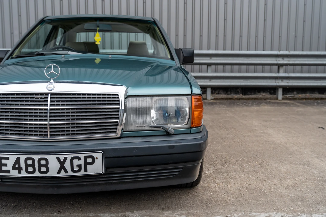 1988 Mercedes-Benz 190E - Image 23 of 31