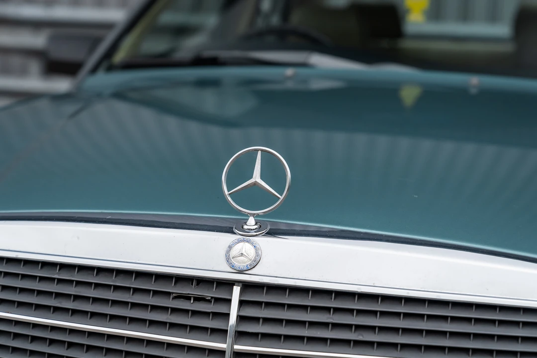 1988 Mercedes-Benz 190E - Image 27 of 31