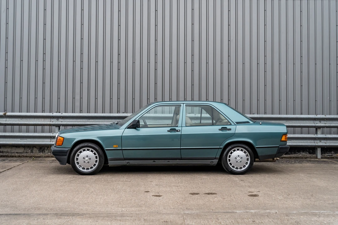 1988 Mercedes-Benz 190E - Image 5 of 31