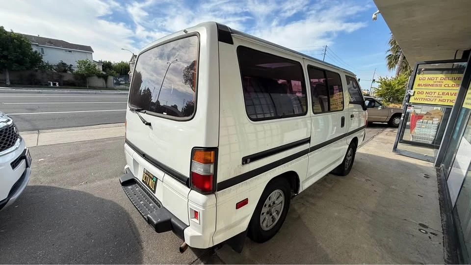 1988 Mitsubishi Delica 3rd Gen - Image 4 of 10