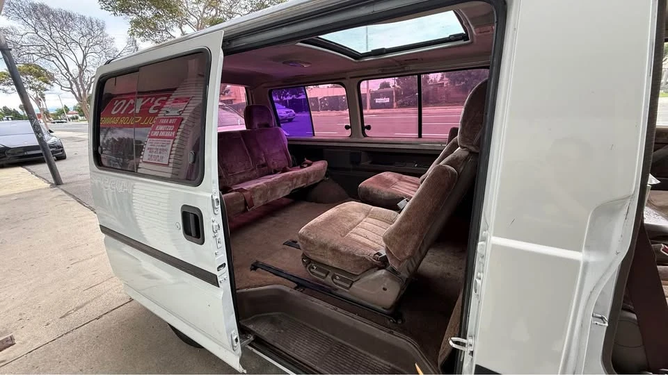 1988 Mitsubishi Delica 3rd Gen - Image 6 of 10