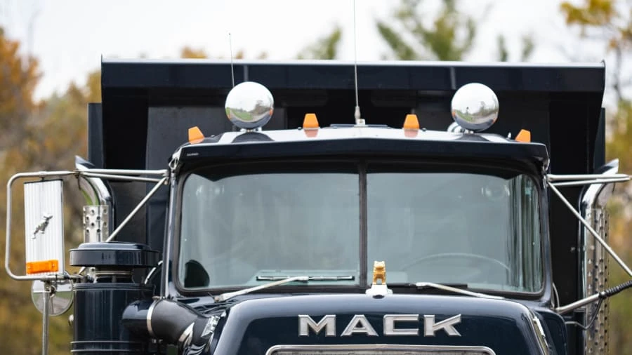 1988 Mack - Image 8 of 23