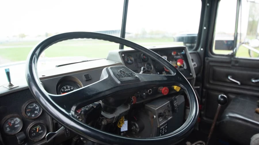 1988 Mack - Image 18 of 23
