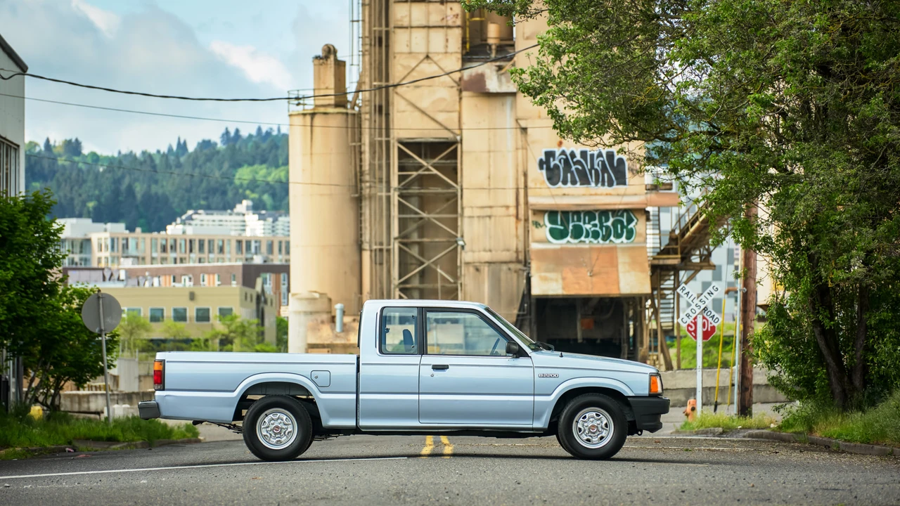 1988 Mazda B Series 4th Gen - Image 3 of 31