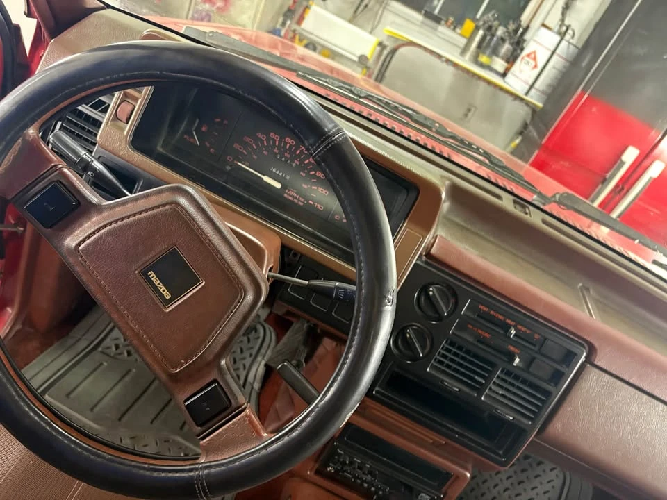 1988 Mazda B Series 4th Gen - Image 2 of 11