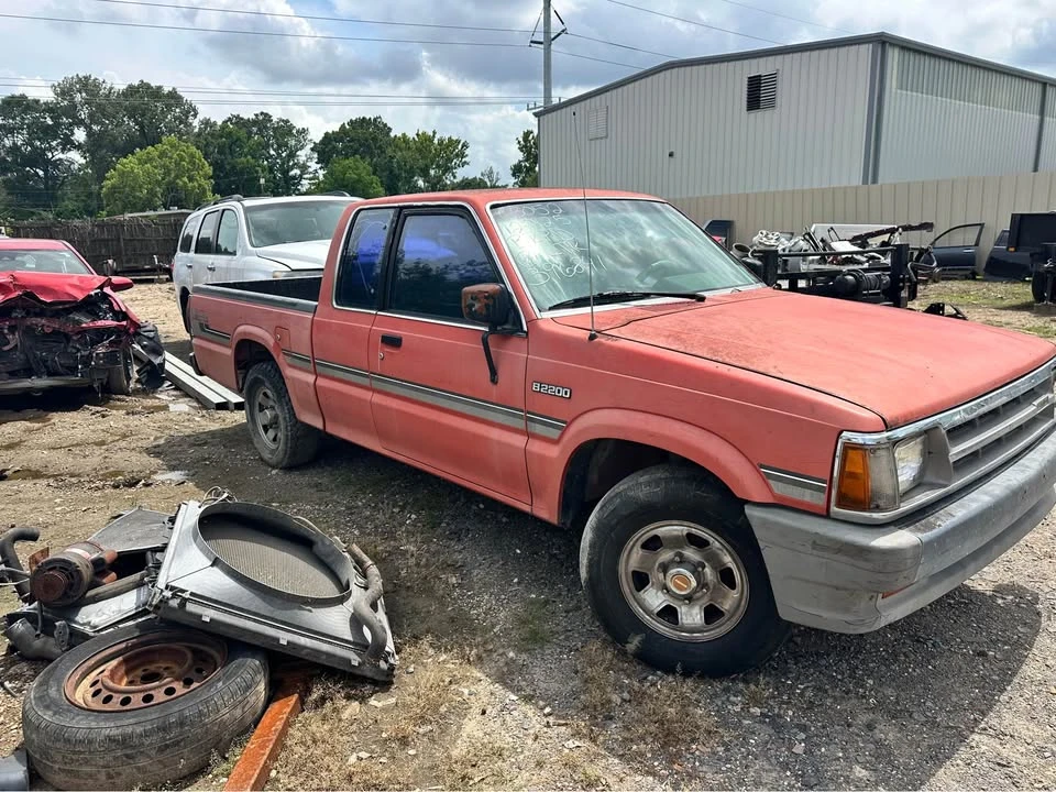 1988 Mazda B Series 4th Gen - Image 2 of 5
