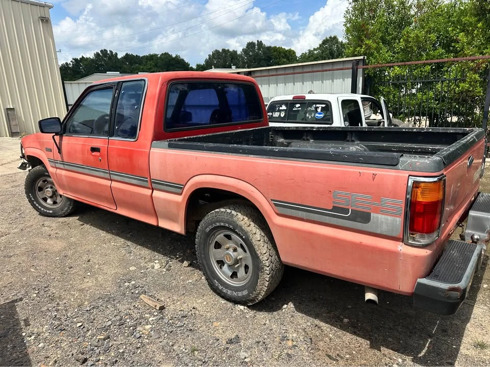 1988 Mazda B Series 4th Gen - Image 4 of 5