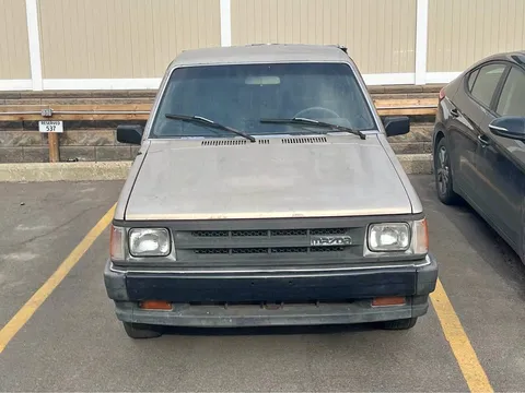 1988 Mazda B-Series Regular Cab