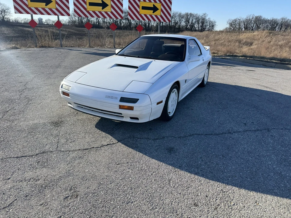 1988 Mazda RX-7 FC Turbo II - Image 9 of 31