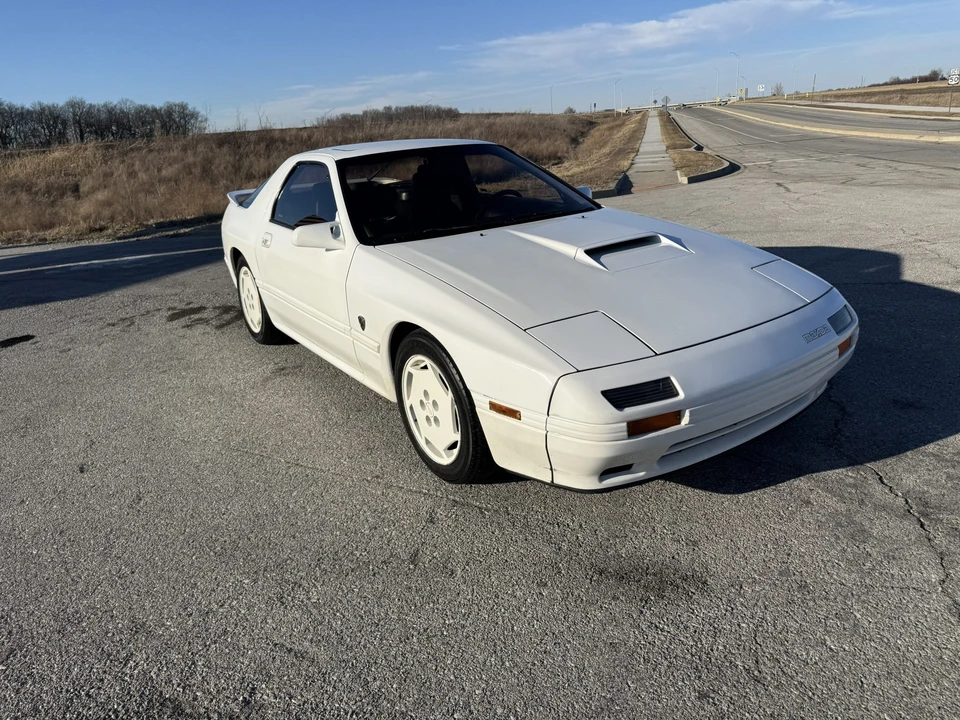 1988 Mazda RX-7 FC Turbo II - Image 25 of 31