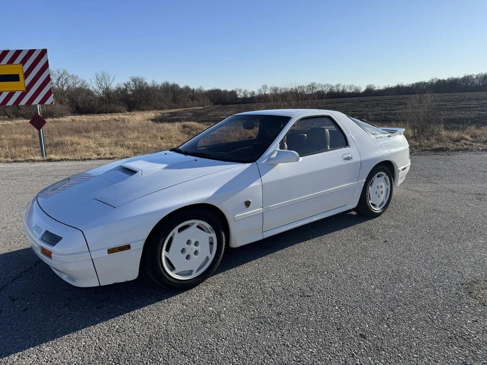 1988 Mazda RX-7 FC Turbo II - Image 3 of 31
