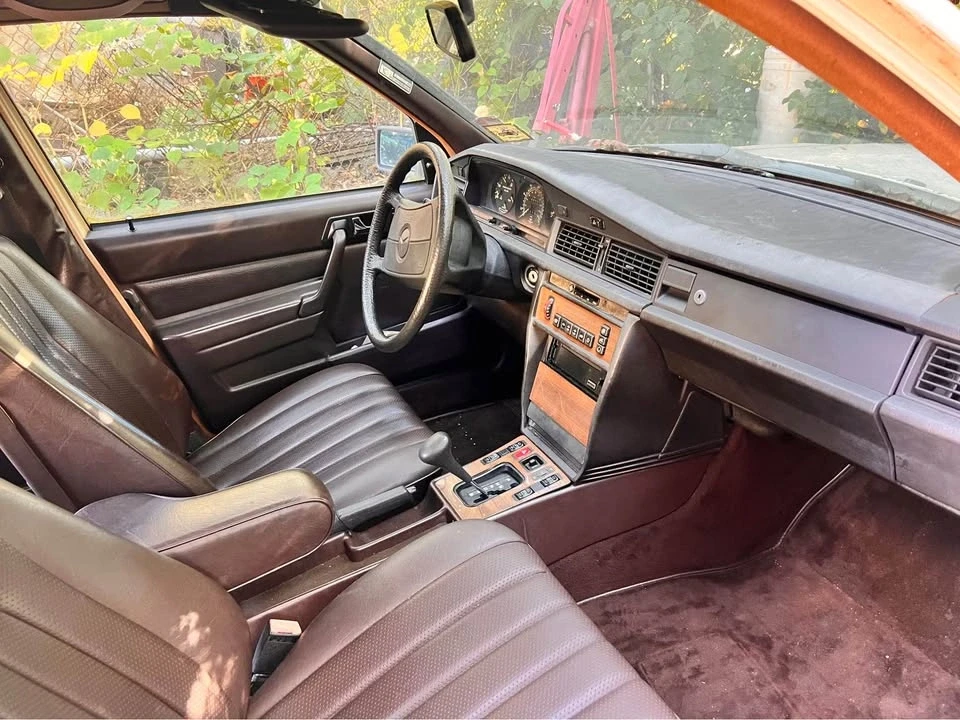 1988 Mercedes-Benz 190E - Image 6 of 7