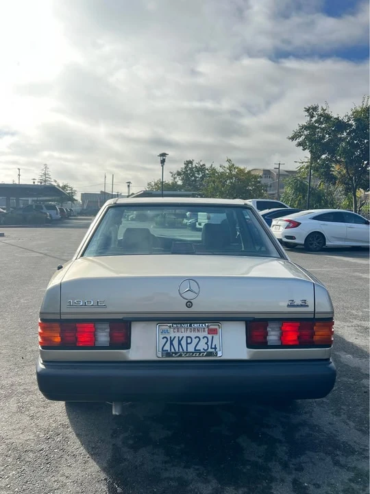 1988 Mercedes-Benz 190E - Image 4 of 14