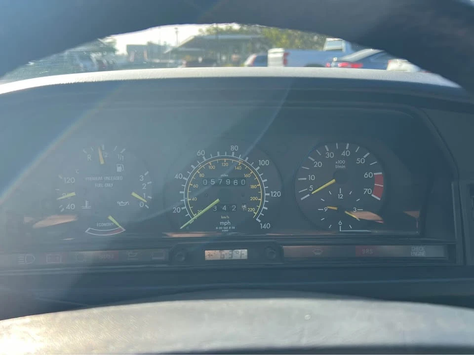 1988 Mercedes-Benz 190E - Image 13 of 14