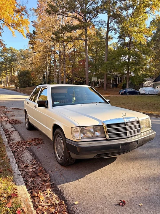 1988 Mercedes-Benz 190E - Image 2 of 11