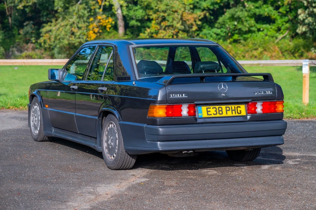 1988 Mercedes-Benz 190E 2.3-16 & 2.5-16 - Image 6 of 30