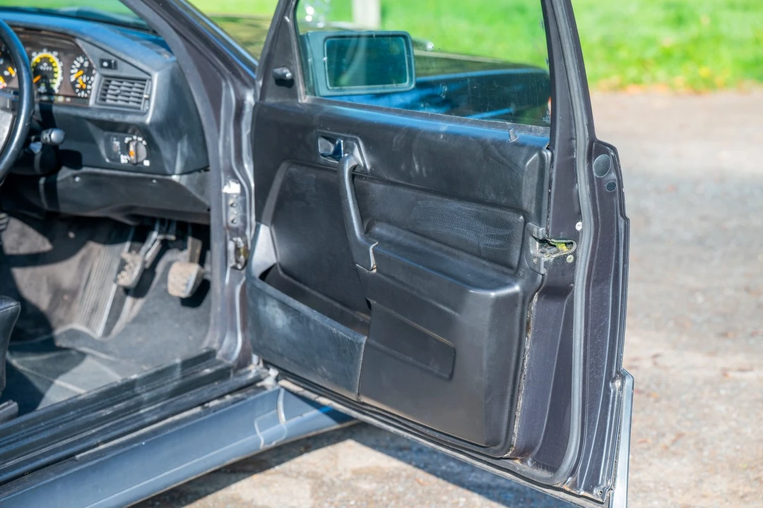 1988 Mercedes-Benz 190E 2.3-16 & 2.5-16 - Image 29 of 30