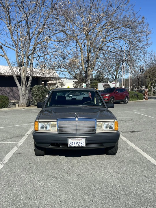 1988 Mercedes-Benz 190E - Image 3 of 31