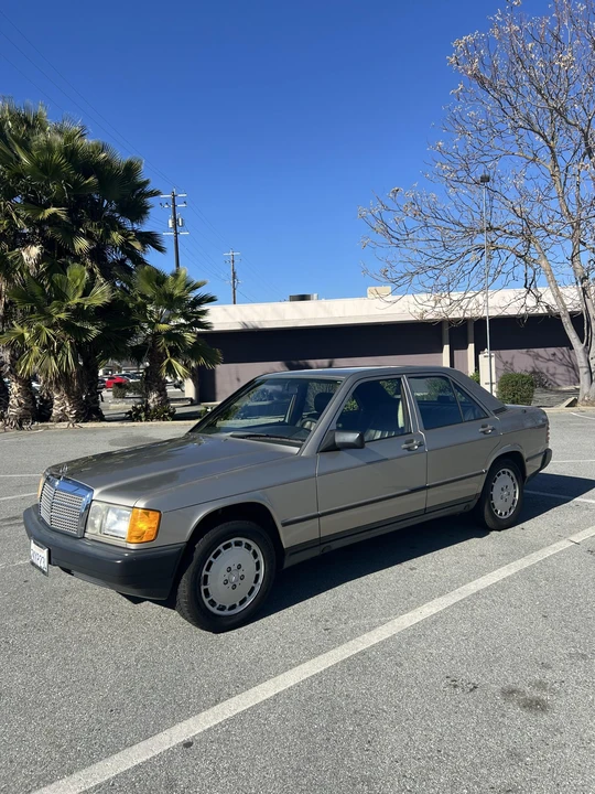 1988 Mercedes-Benz 190E - Image 5 of 31