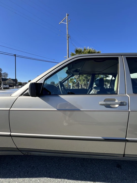 1988 Mercedes-Benz 190E - Image 19 of 31